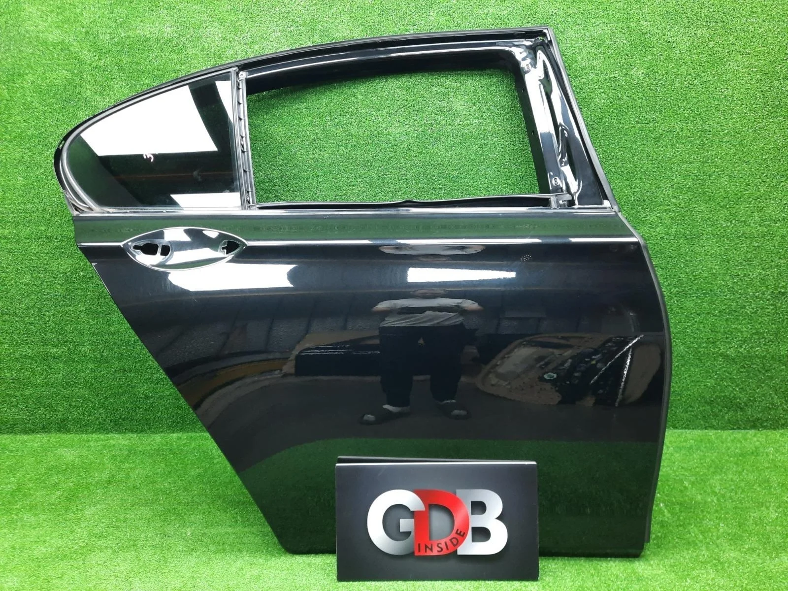 Дверь BMW 7 series 08.05.2013 41007203980 F01 N55B30A, задняя правая