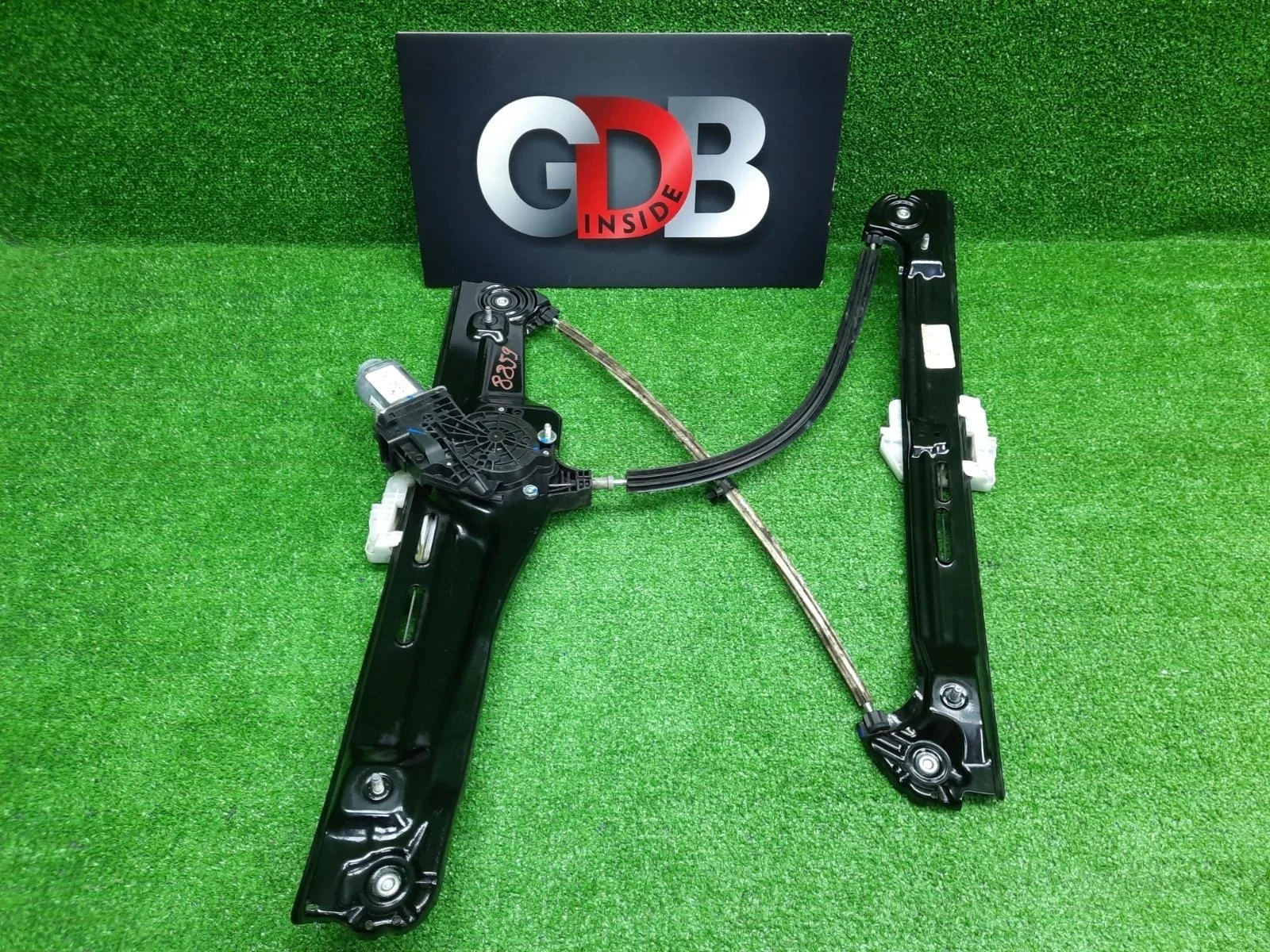 Мотор и механизм стеклоподъёмника BMW X3 01.02.2012 51357382135 F25 N52B30A, передний правый