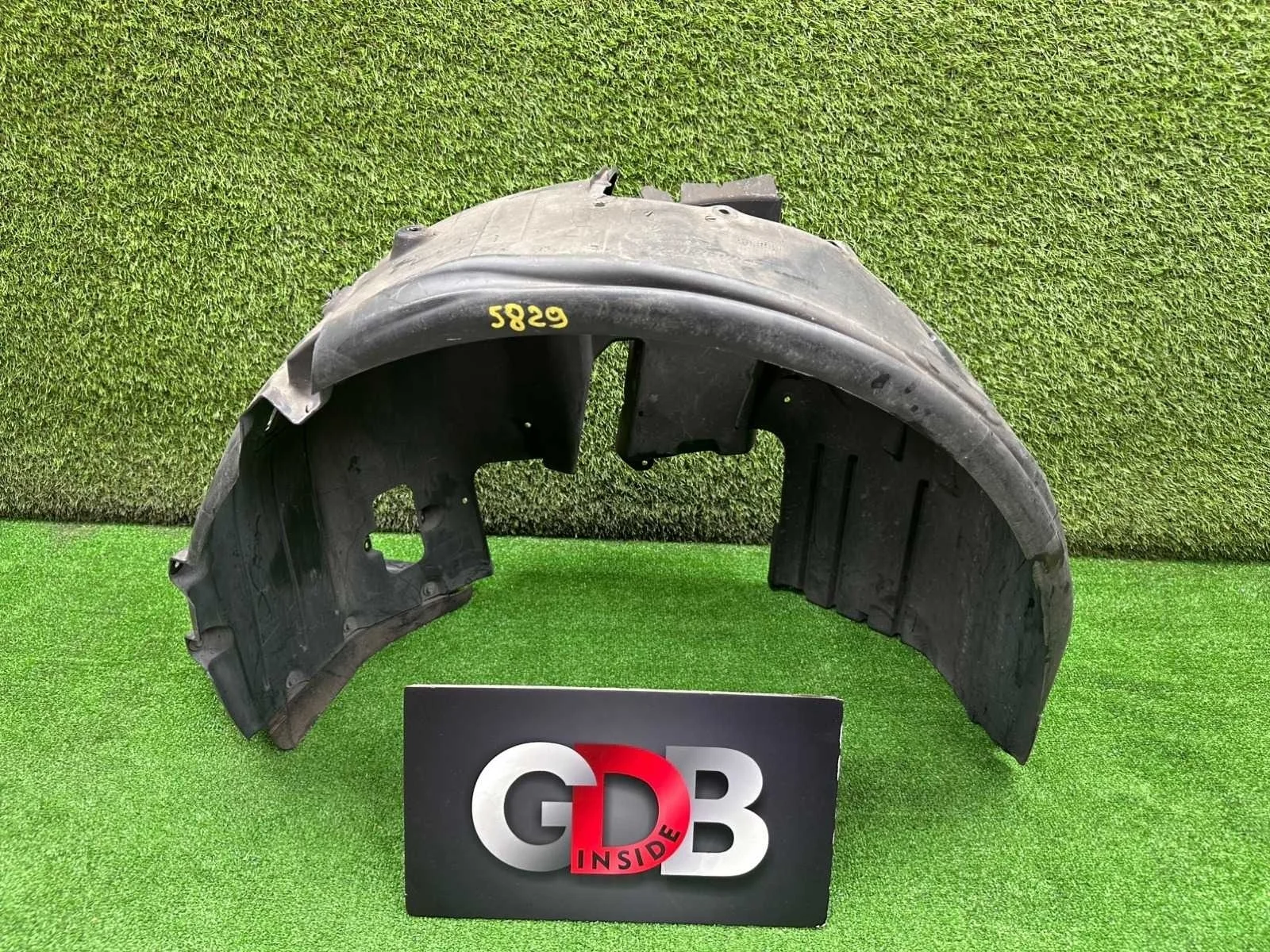 Подкрылок BMW 6 Series 2006 51717009715 E64 N62B48B, передний левый