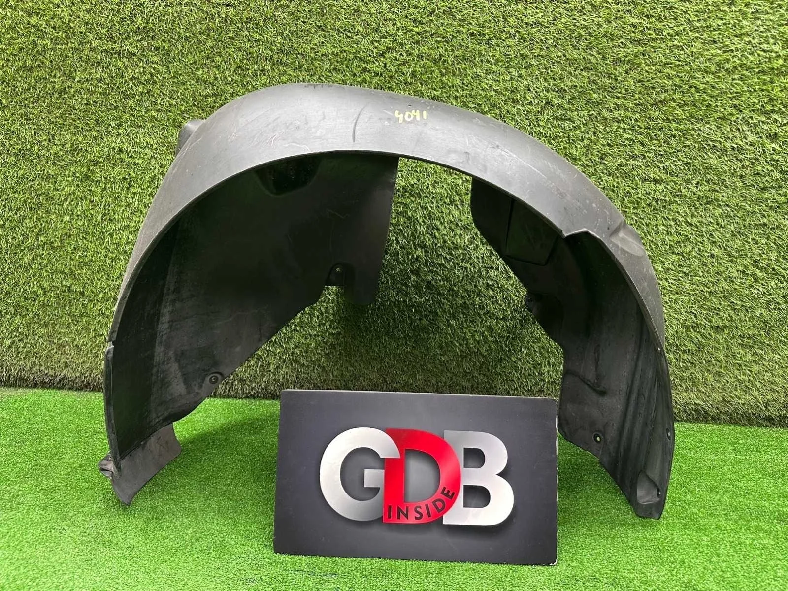 Подкрылок BMW 6 Series 2003 51717009717 E63 N62B44A, задний левый