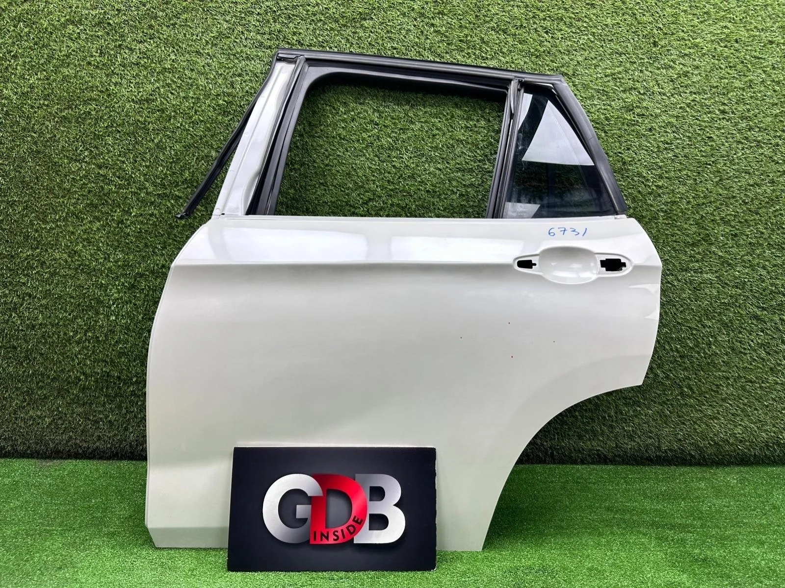 Дверь BMW X1 2012 41002993819 E84 N20B20A, задняя левая