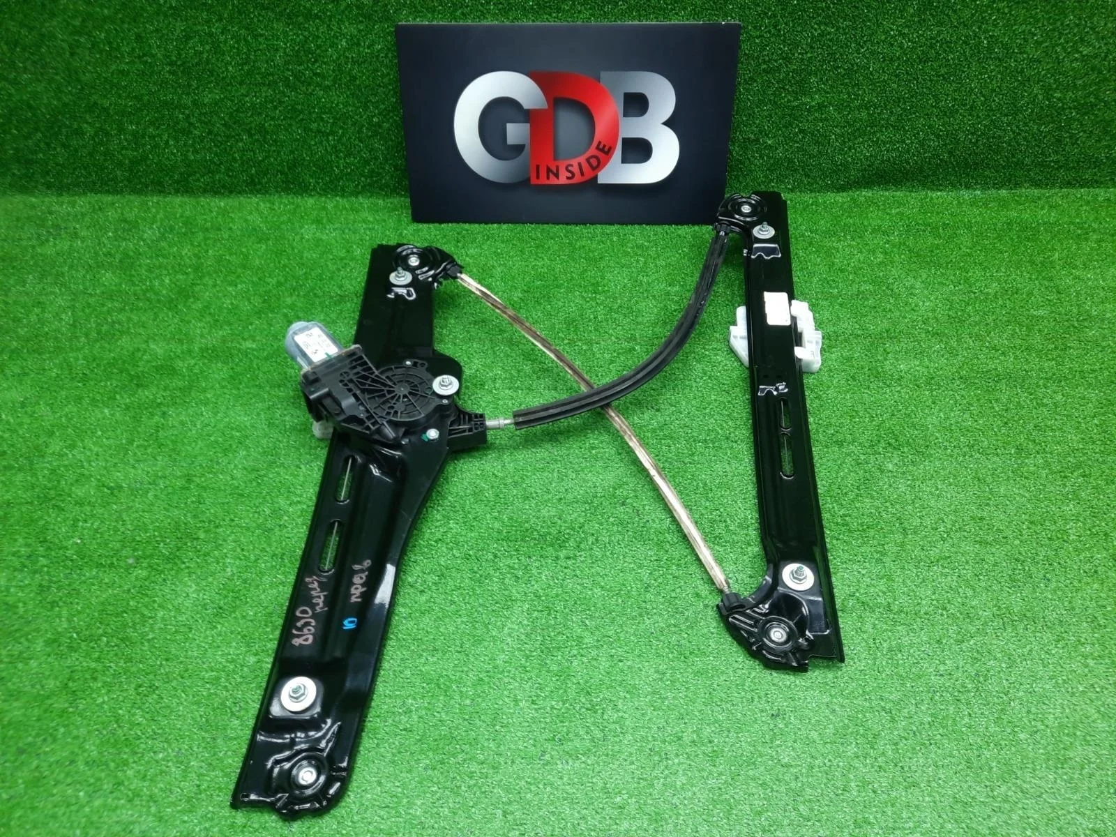 Мотор и механизм стеклоподъёмника BMW X3 2012 51357382135 F25 N20B20A, передний правый