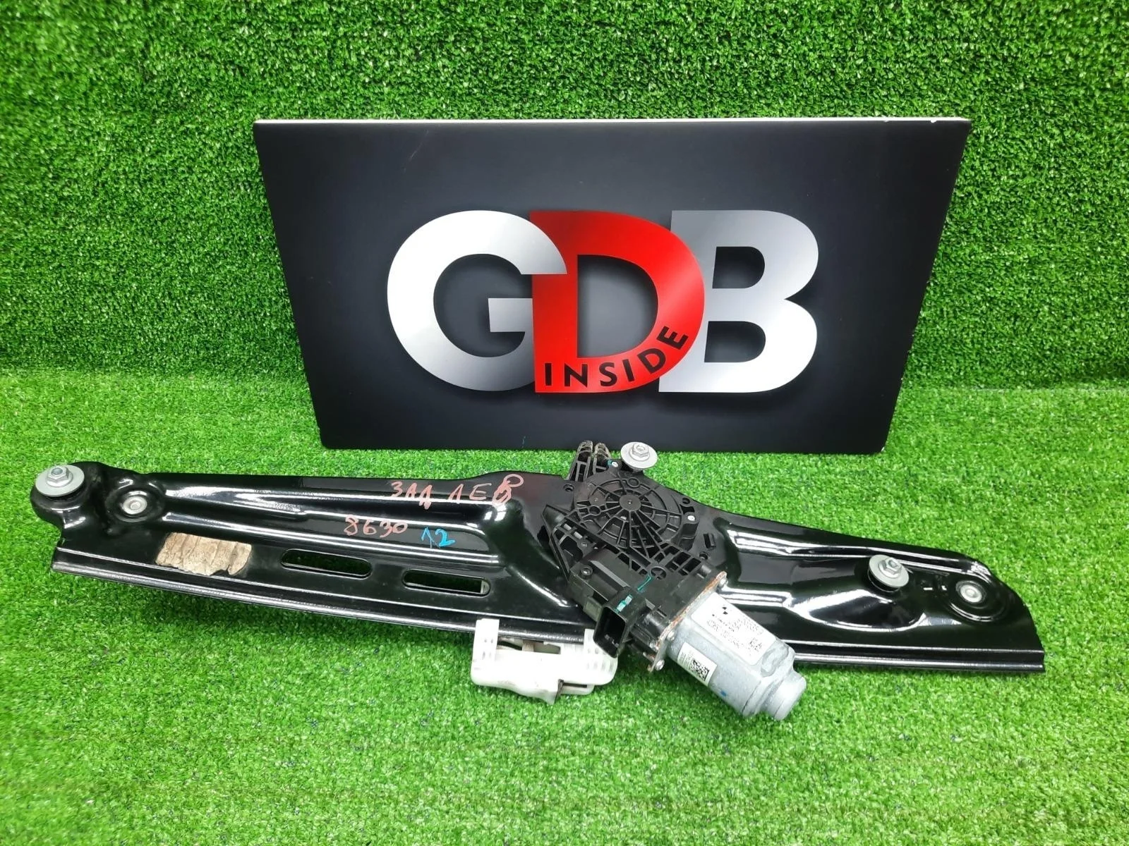 Мотор и механизм стеклоподъёмника BMW X3 2012 51357382138 F25 N20B20A, задний левый