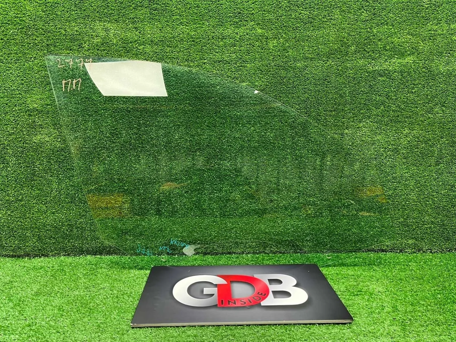 Стекло двери BMW 3 series 18.01.2013 51337259826 F31 N20B20B, переднее правое