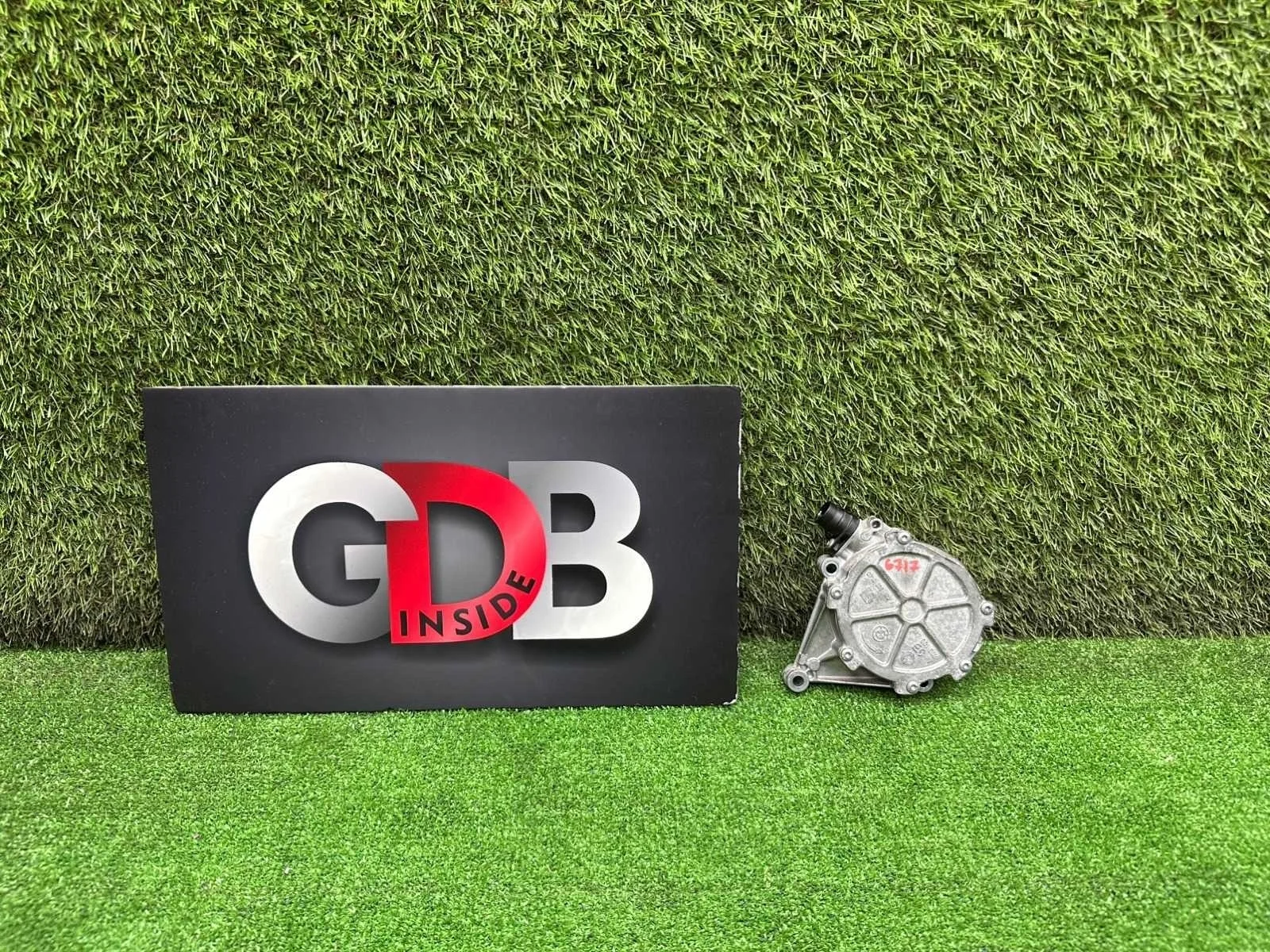 Вакуумный насос BMW X1 23.09.2011 11667640279 E84 N20B20A