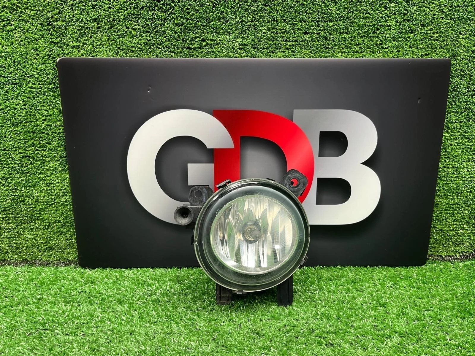 Фара противотуманная (ПТФ) BMW 1 series 18.05.2015 63177248911 F20 N13B16A, передняя левая