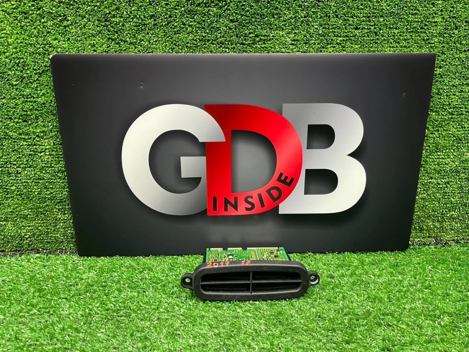 Блок управления светом BMW 1 series 27.03.2012 63117316145 F20 N13B16A