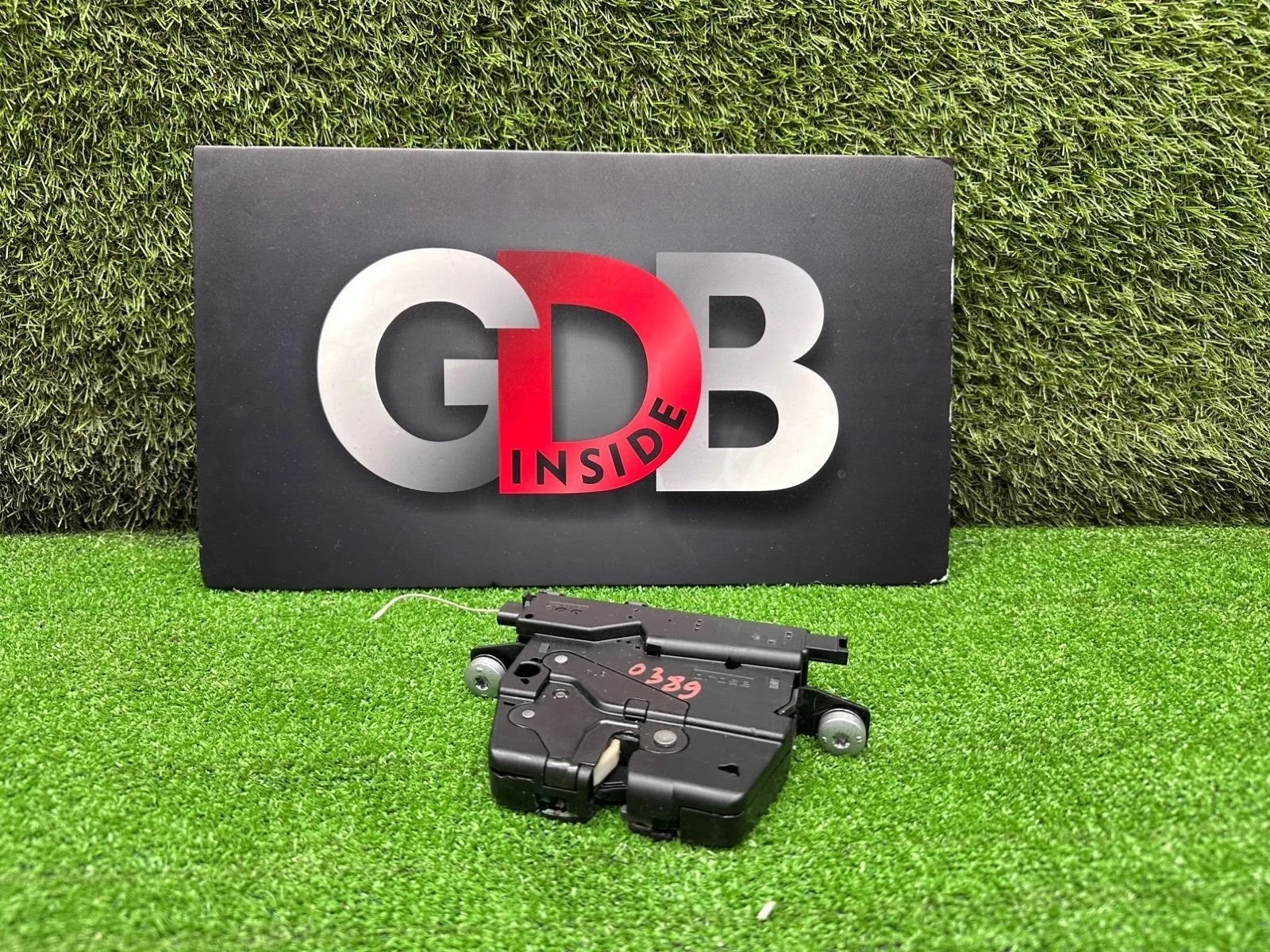 Замок крышки багажника BMW 3 series 06.08.2013 51247191212 F30 N20B20B