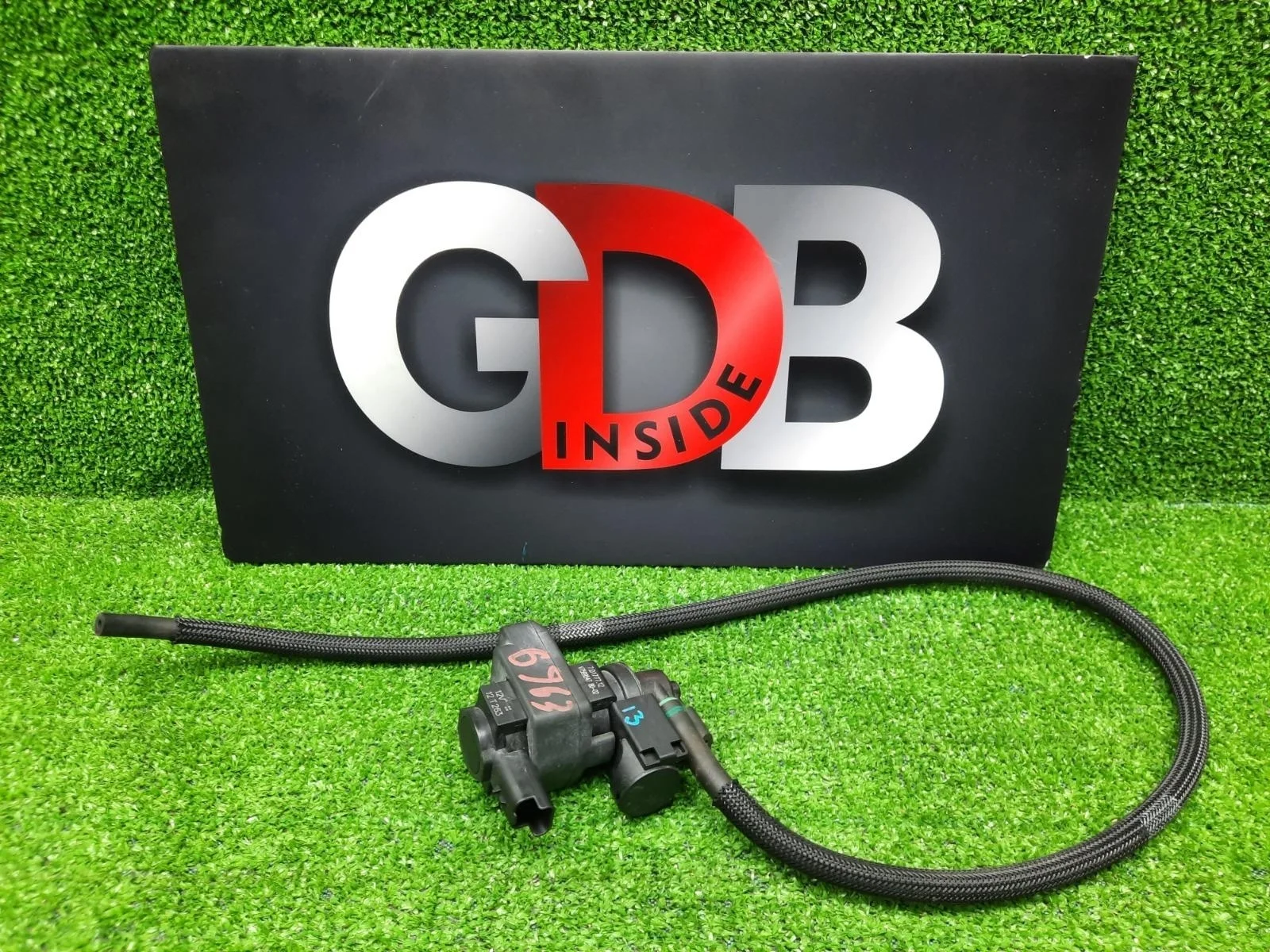 Клапан электромагнитный Bmw 1 Series 13.10.2012 11657599547 F20 N13B16A