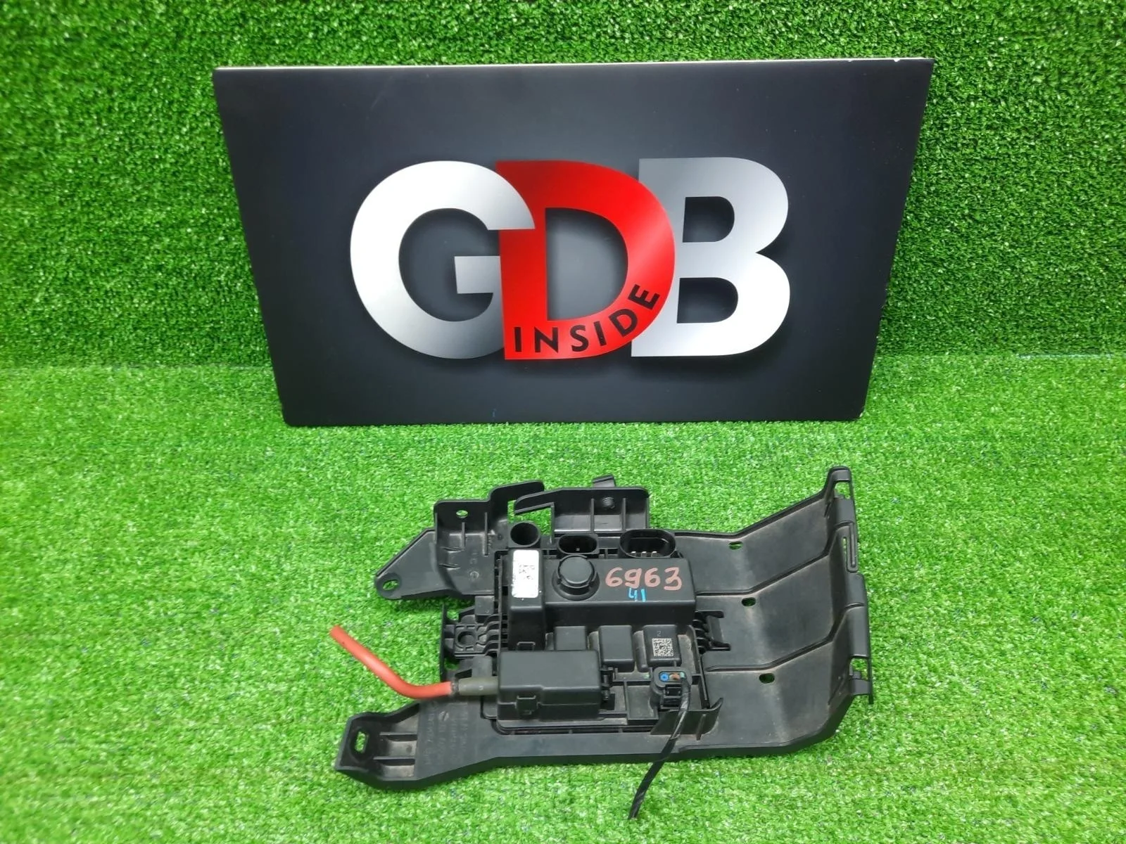 Встроенный модуль питания BMW 1 series 13.10.2012 12637614585 F20 N13B16A