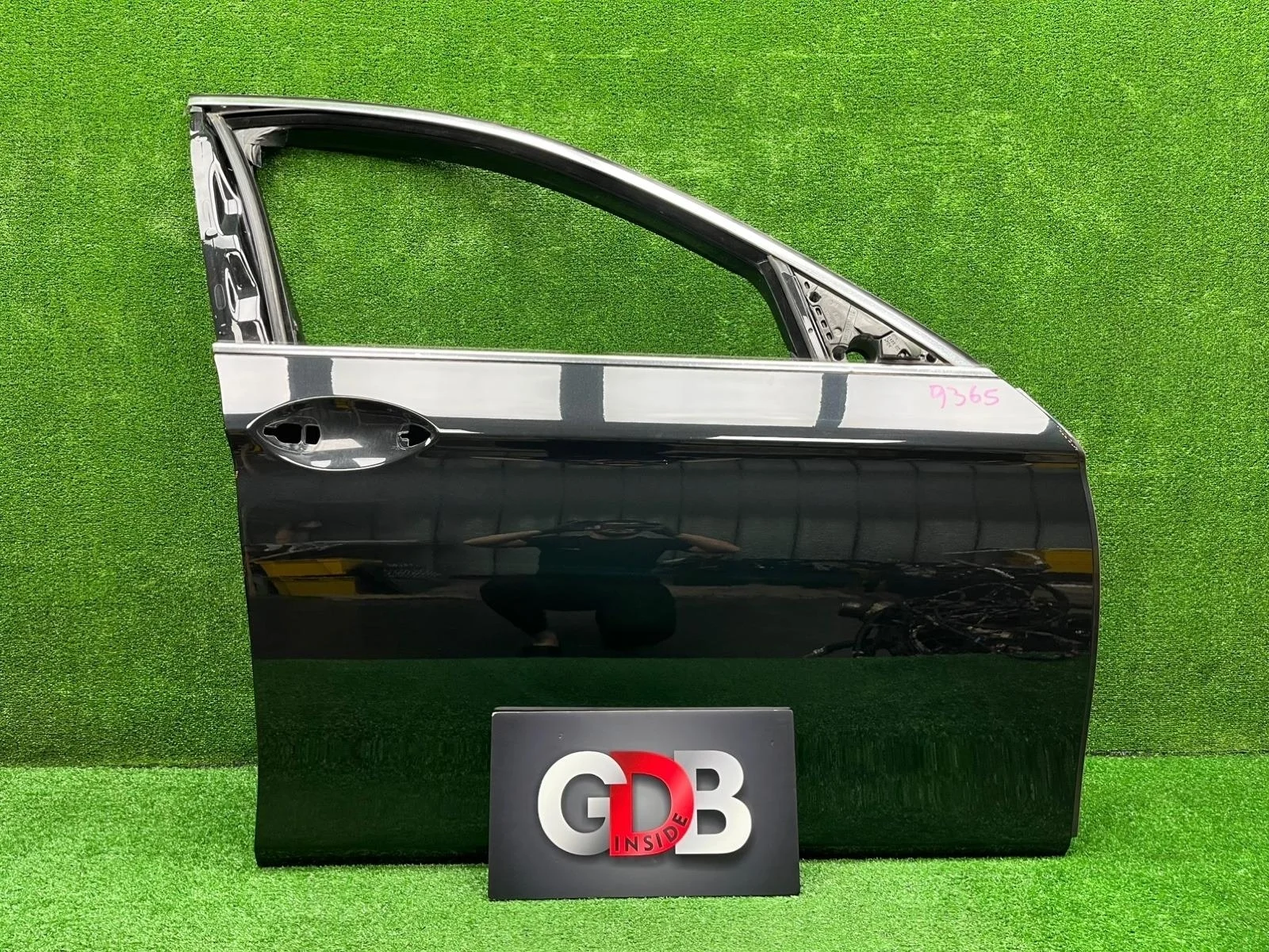 Дверь BMW 5 series 10.05.2010 41007206108 F10 N52B30A, передняя правая