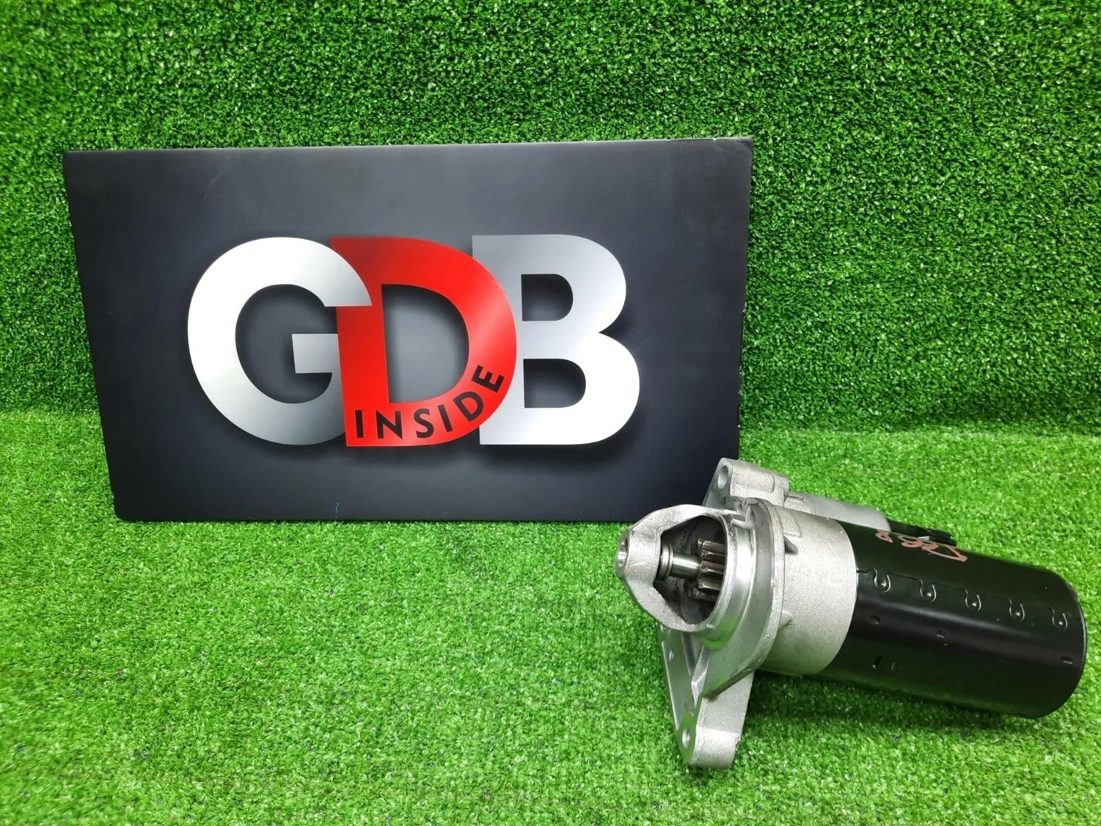 Стартер BMW 1 series 21.01.2014 12417638192 F20 N13B16A