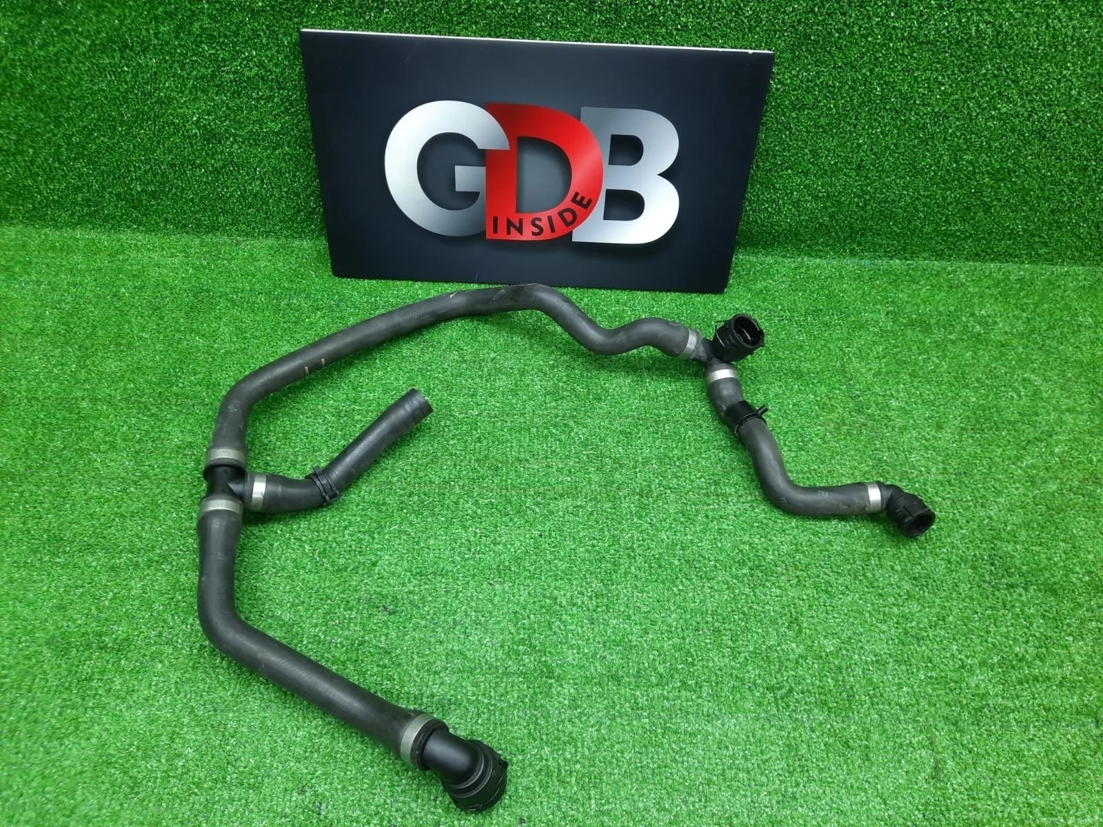 Патрубок системы охлаждения BMW 1 series 21.01.2014 17127596834 F20 N13B16A