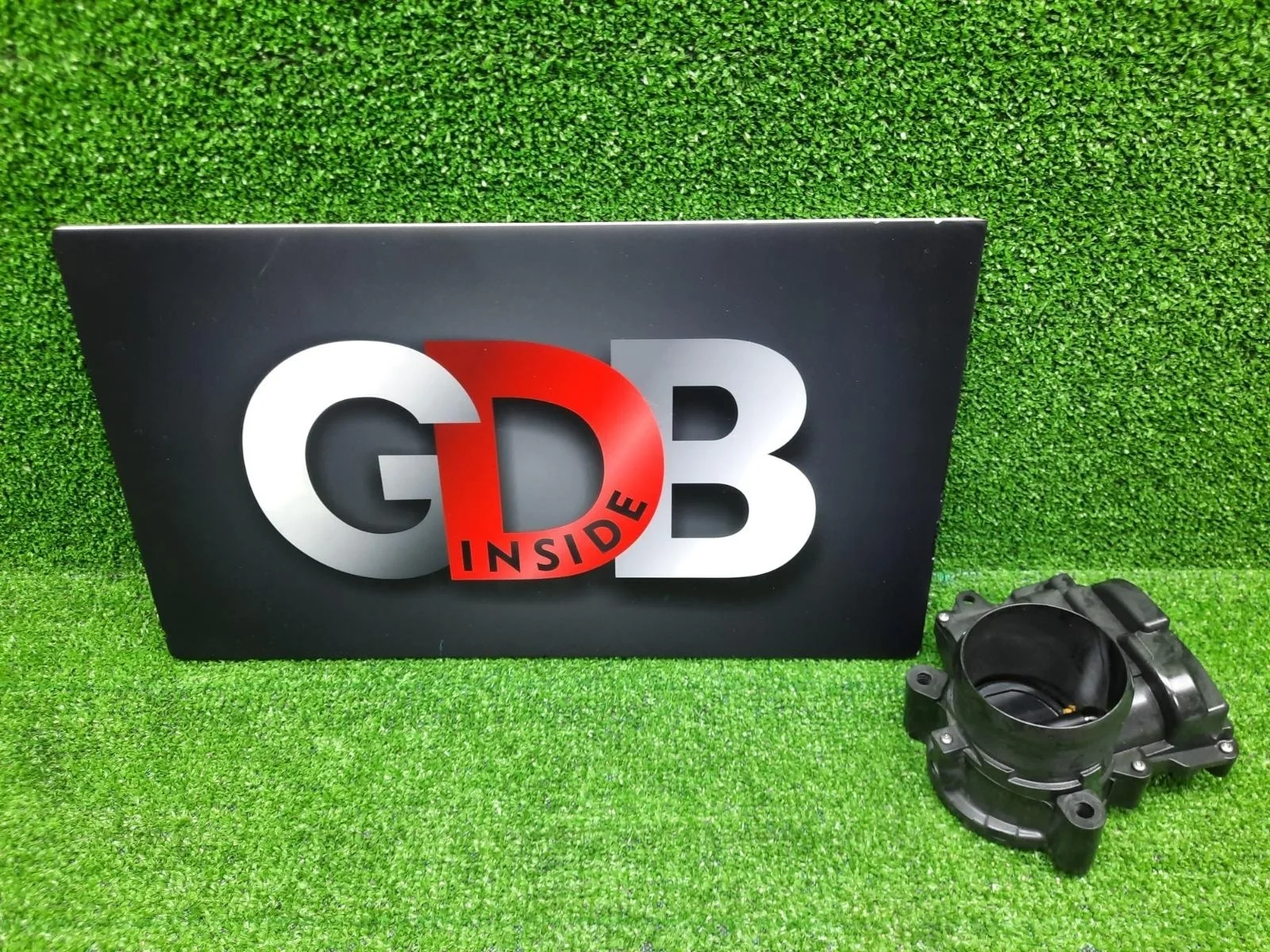 Дроссельная заслонка BMW 1 series 21.01.2014 13548675278 F20 N13B16A