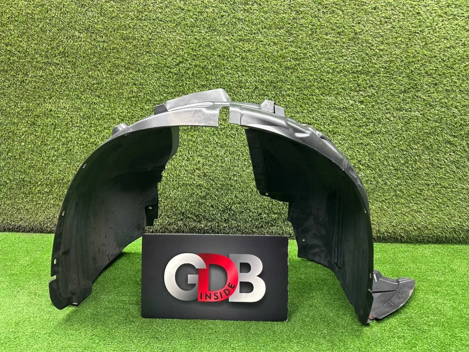 Подкрылок BMW X1 23.09.2011 51717290160 E84 N20B20A, передний правый