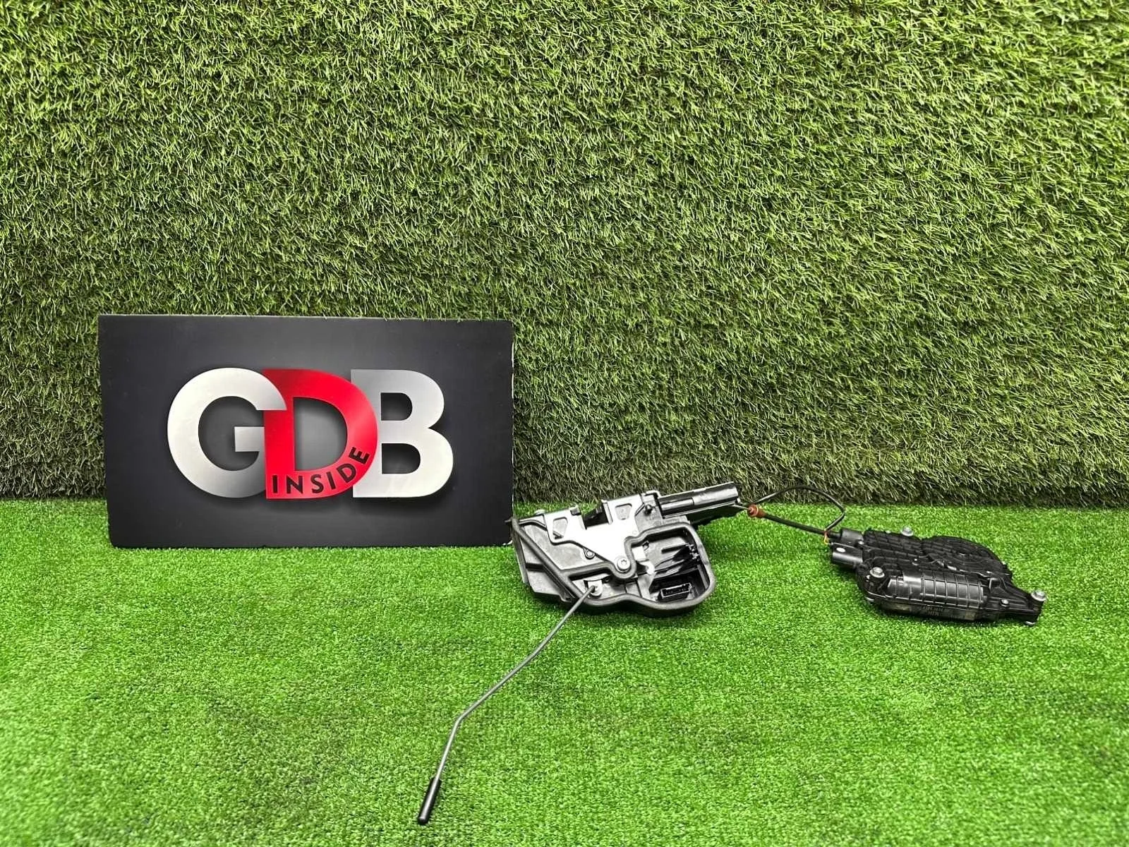 Замок двери Bmw 7 Series 21.01.2011 51227185688 F01 N63B44A, задний правый