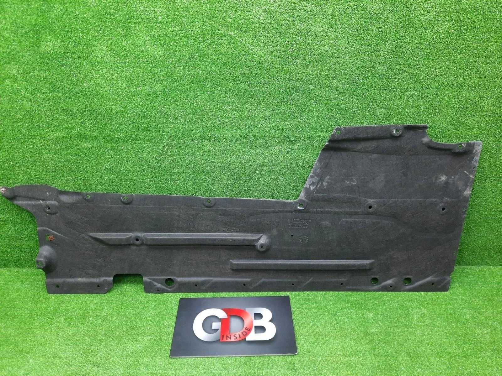 Защита днища BMW 1 series 13.10.2012 51757241833 F20 N13B16A, левая