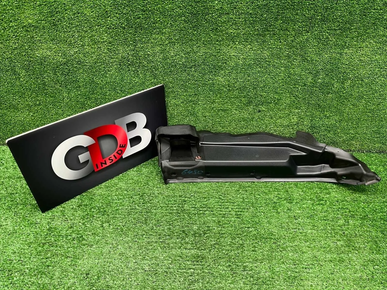 Пыльник крыла BMW X5 16.05.2014 64319245595 F15 N55B30A, передний левый