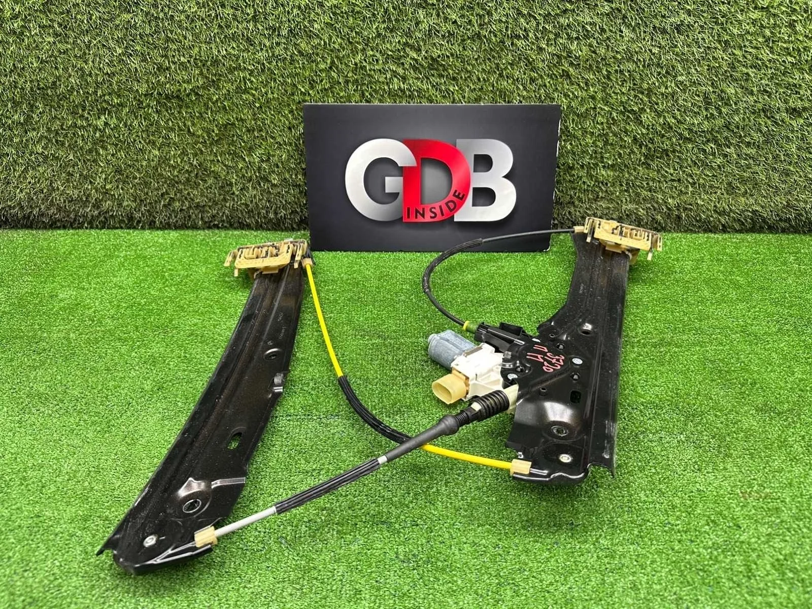 Стеклоподъемник Bmw 7 Series 21.01.2011 51337182106 F01 N63B44A, передний правый