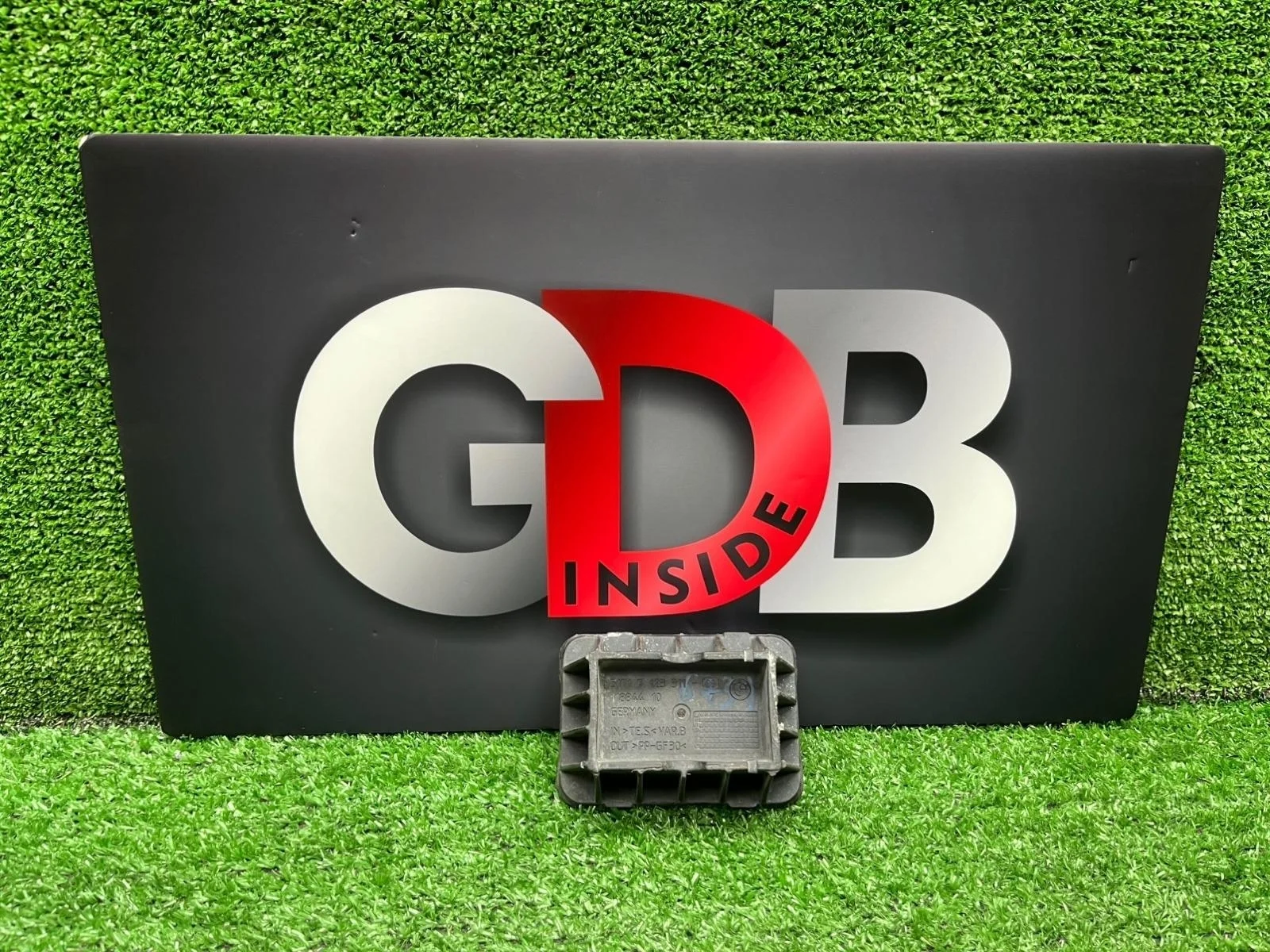 Поддомкратник BMW X1 2012 51717123311 E84 N20B20A