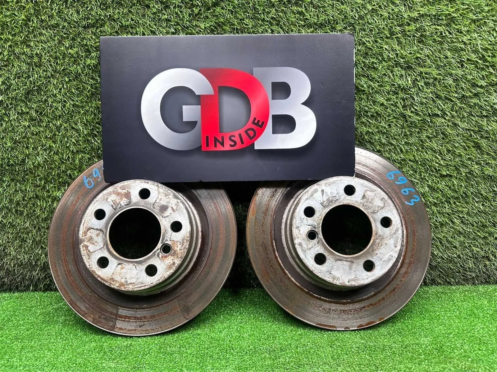 Тормозные диски Bmw 1 Series 13.10.2012 34216864901 F20 N13B16A, заднее