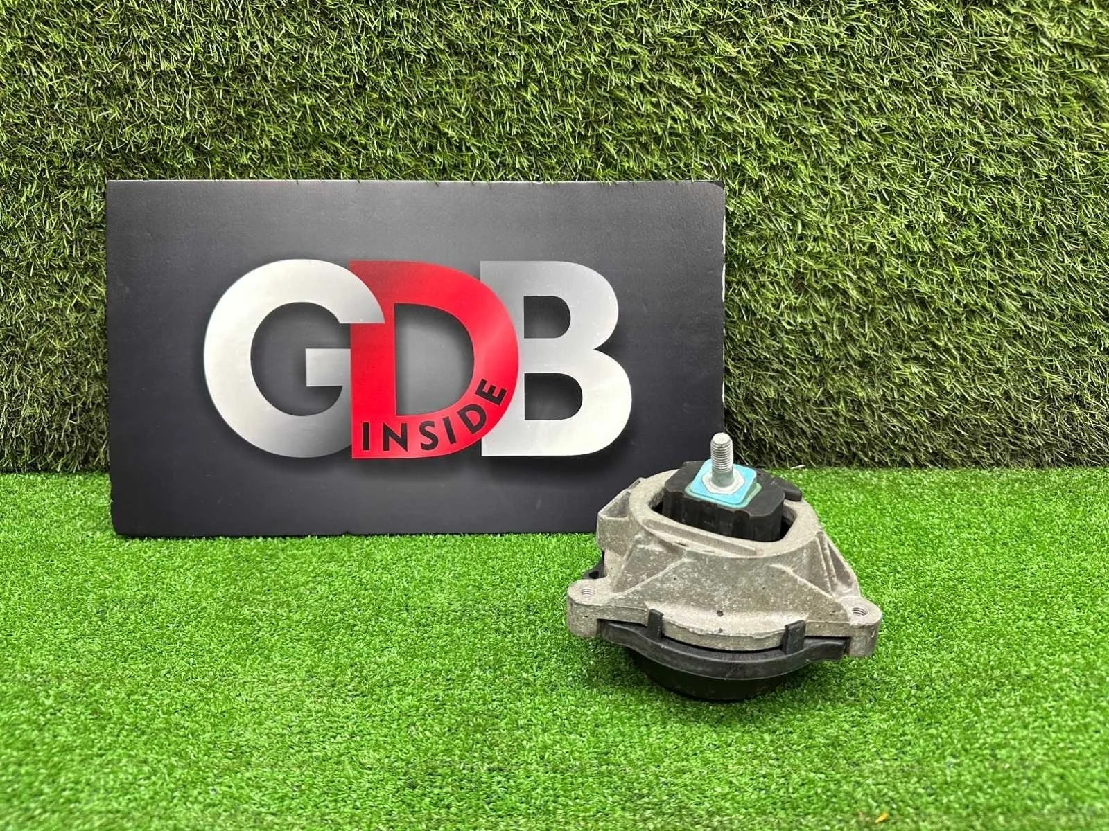 Подушка двс BMW 1 series 13.10.2012 22116854251 F20 N13B16A, левая