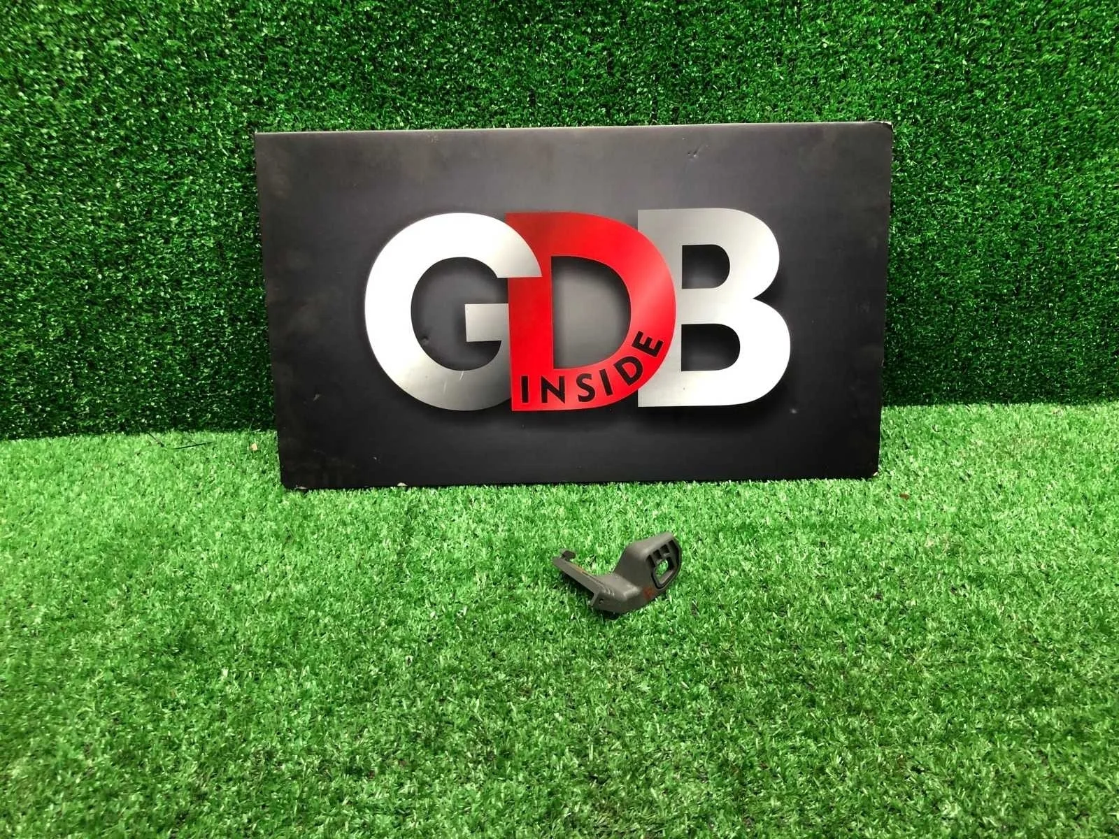 Кронштейн фары BMW 1 series 21.01.2014 51647273066 F20 N13B16A, передний правый