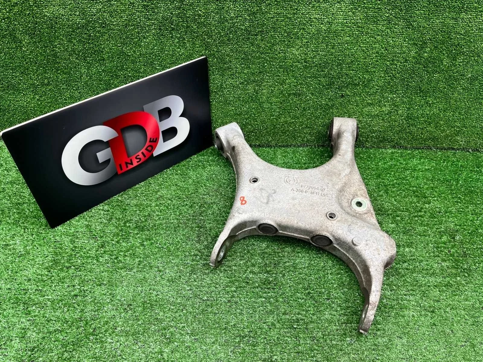 Рычаг подвески нижний BMW X5 16.05.2014 33326770952 F15 N55B30A, задний правый