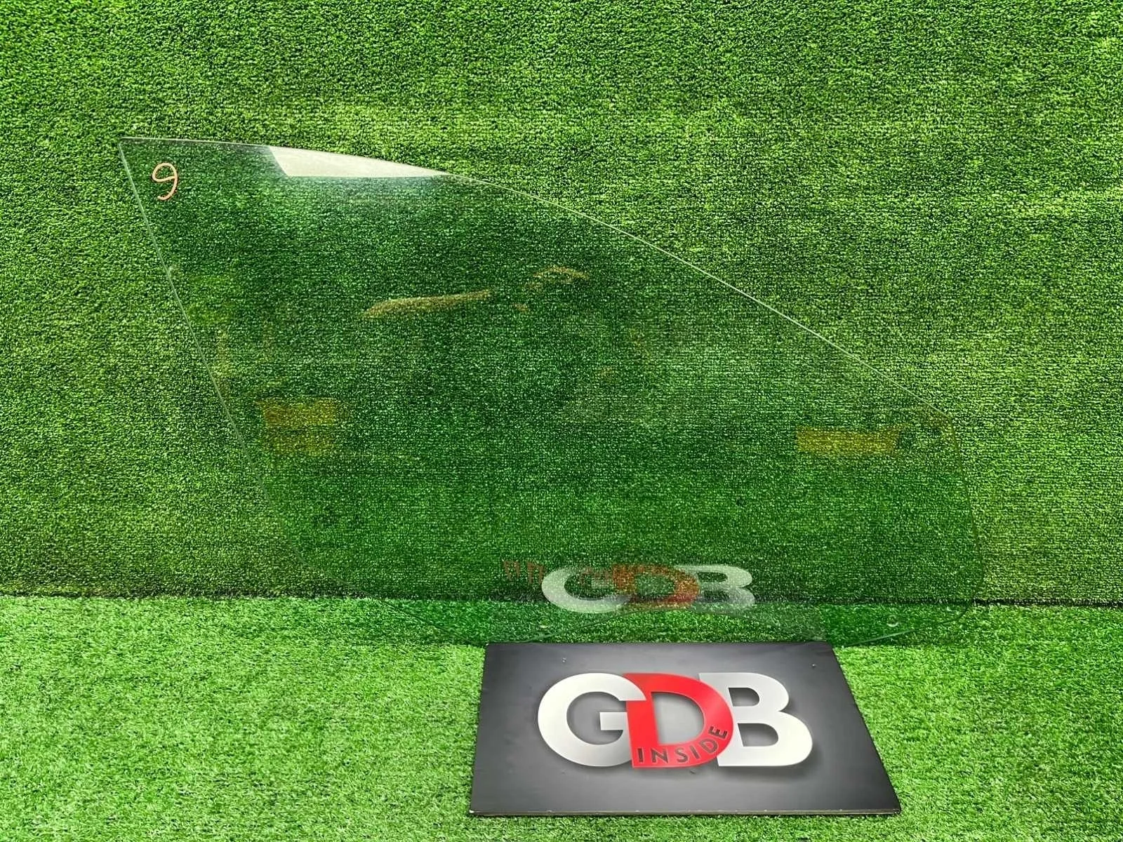 Стекло двери BMW 5 series 08.07.2014 51337182110 F10 N55B30A, переднее правое