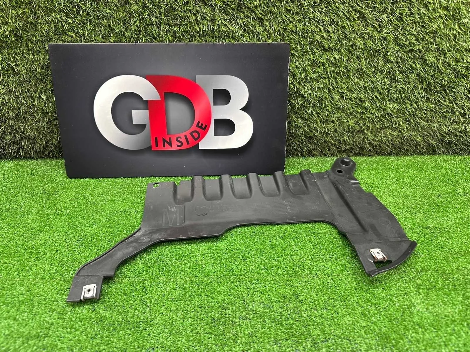 Накладка заднего бампера BMW X1 23.09.2011 51128037884 E84 N20B20A, задняя