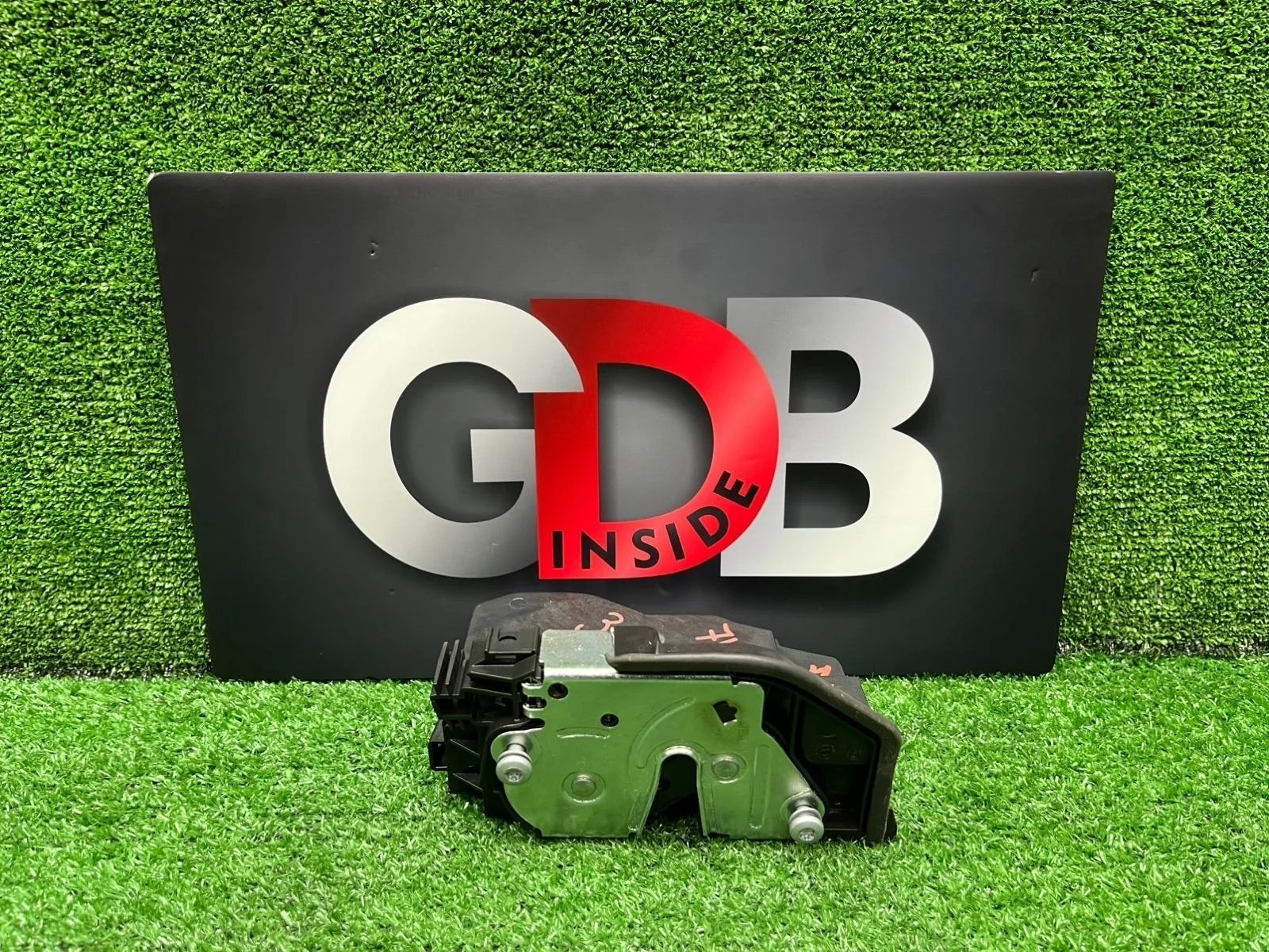 Замок двери BMW 5 series 08.07.2014 51227202147 F10 N55B30A, задний левый