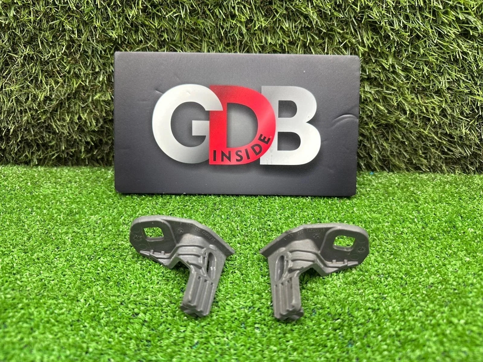 Кронштейн фары BMW 1 series 13.10.2012 51647273065 F20 N13B16A