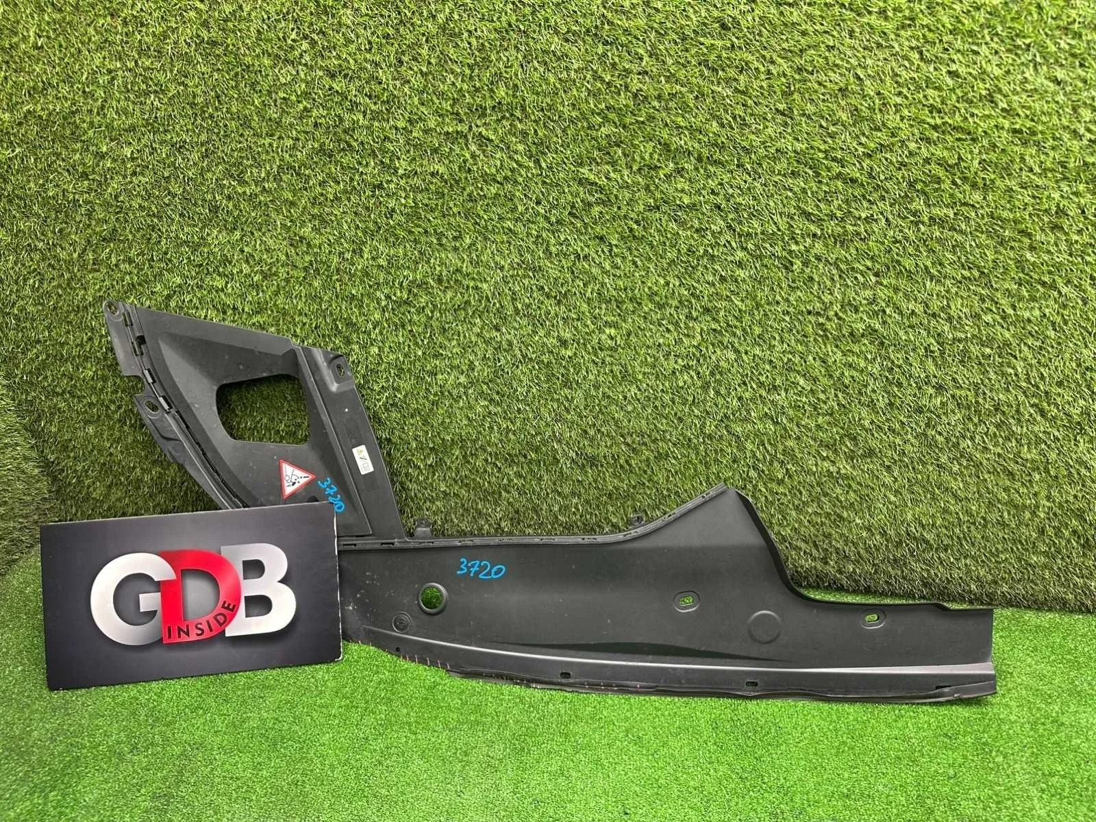 Накладка замка капота Bmw 7 Series 21.01.2011 51767019801 F01 N63B44A, передняя левая