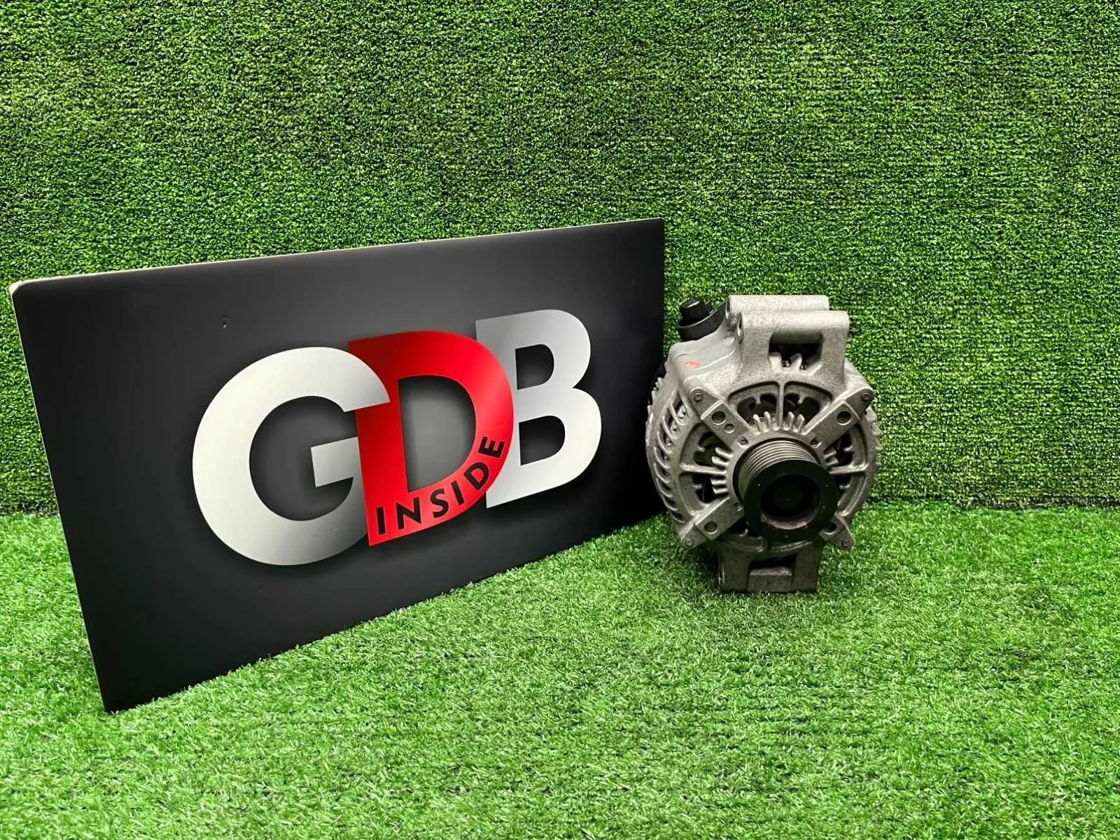 Генератор Bmw 5 Series 08.07.2014 12317616119 F10 N55B30A