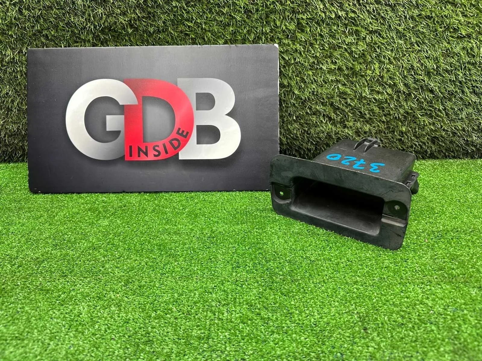 Воздуховод охлаждения тормозов BMW 7 series 21.01.2011 51757185167 F01 N63B44A, передний левый