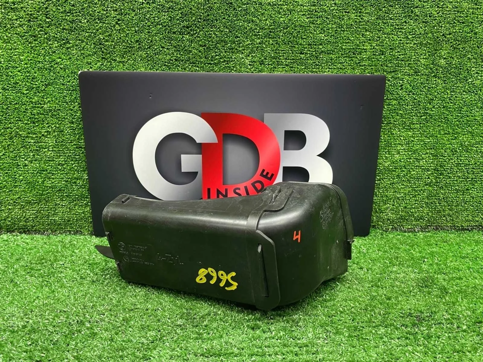 Воздуховод Bmw 1 Series 21.01.2014 13717597584 F20 N13B16A