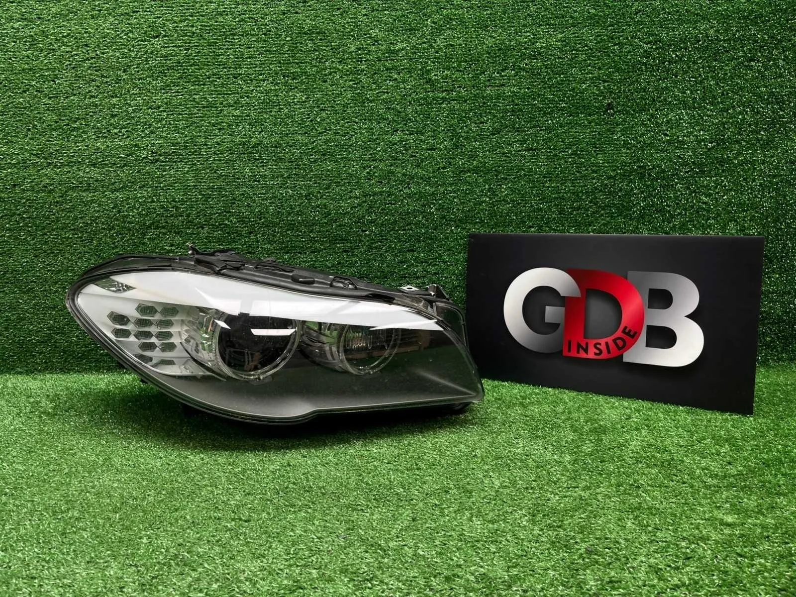 Фара BMW 5 series 2011 63117271906 F11 N52B25AF, передняя правая