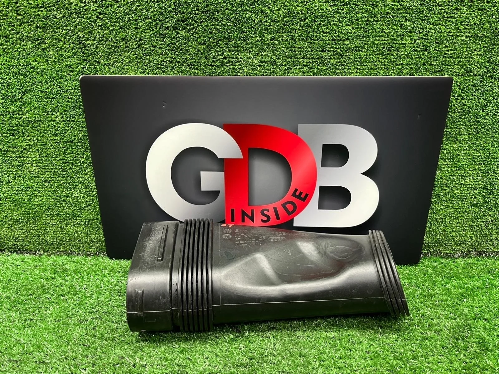 Патрубок воздушного фильтра BMW 5 series 08.07.2014 13717582310 F10 N55B30A