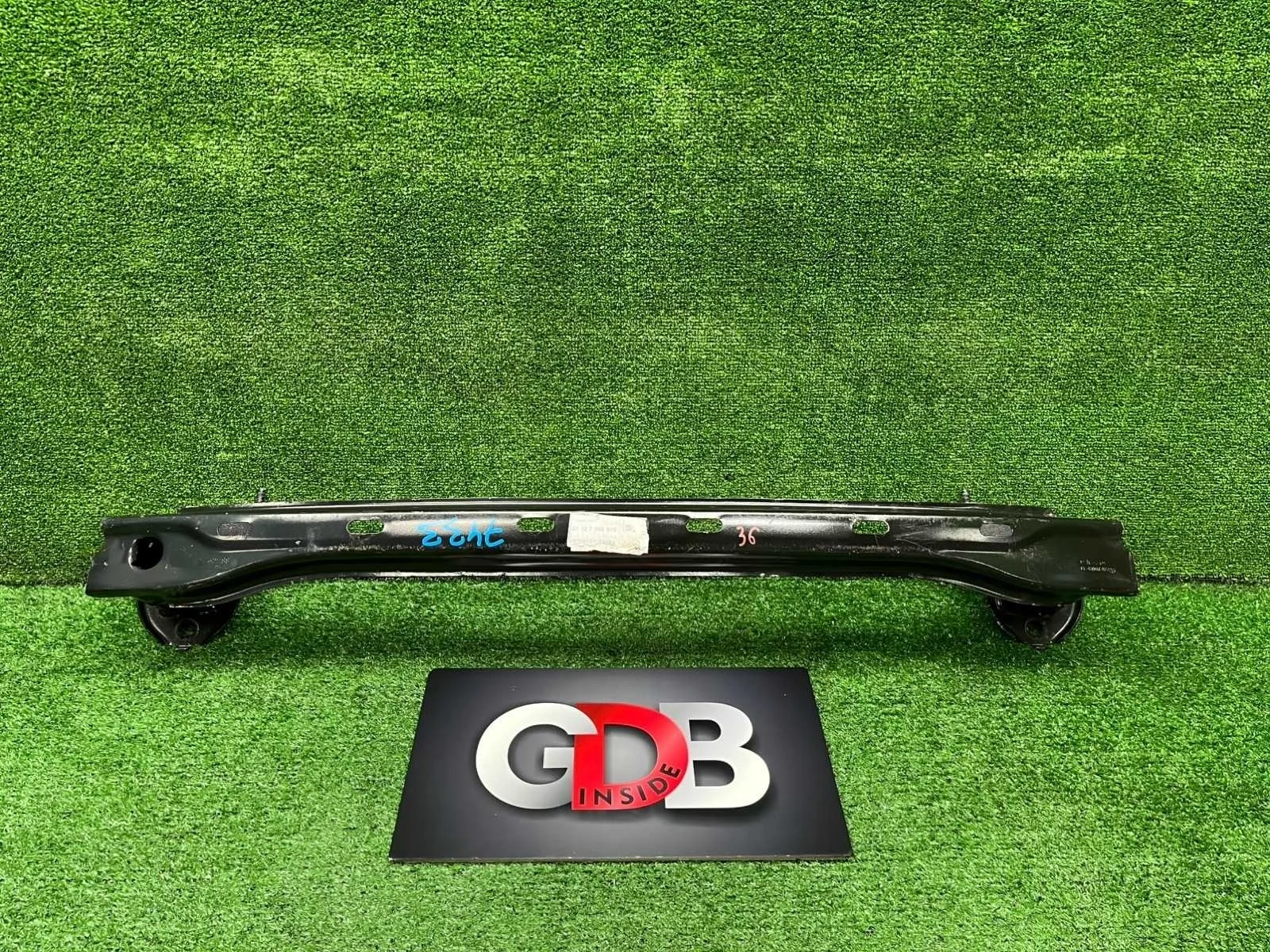 Усилитель бампера BMW 5 series 08.07.2014 51127184769 F10 N55B30A, задний