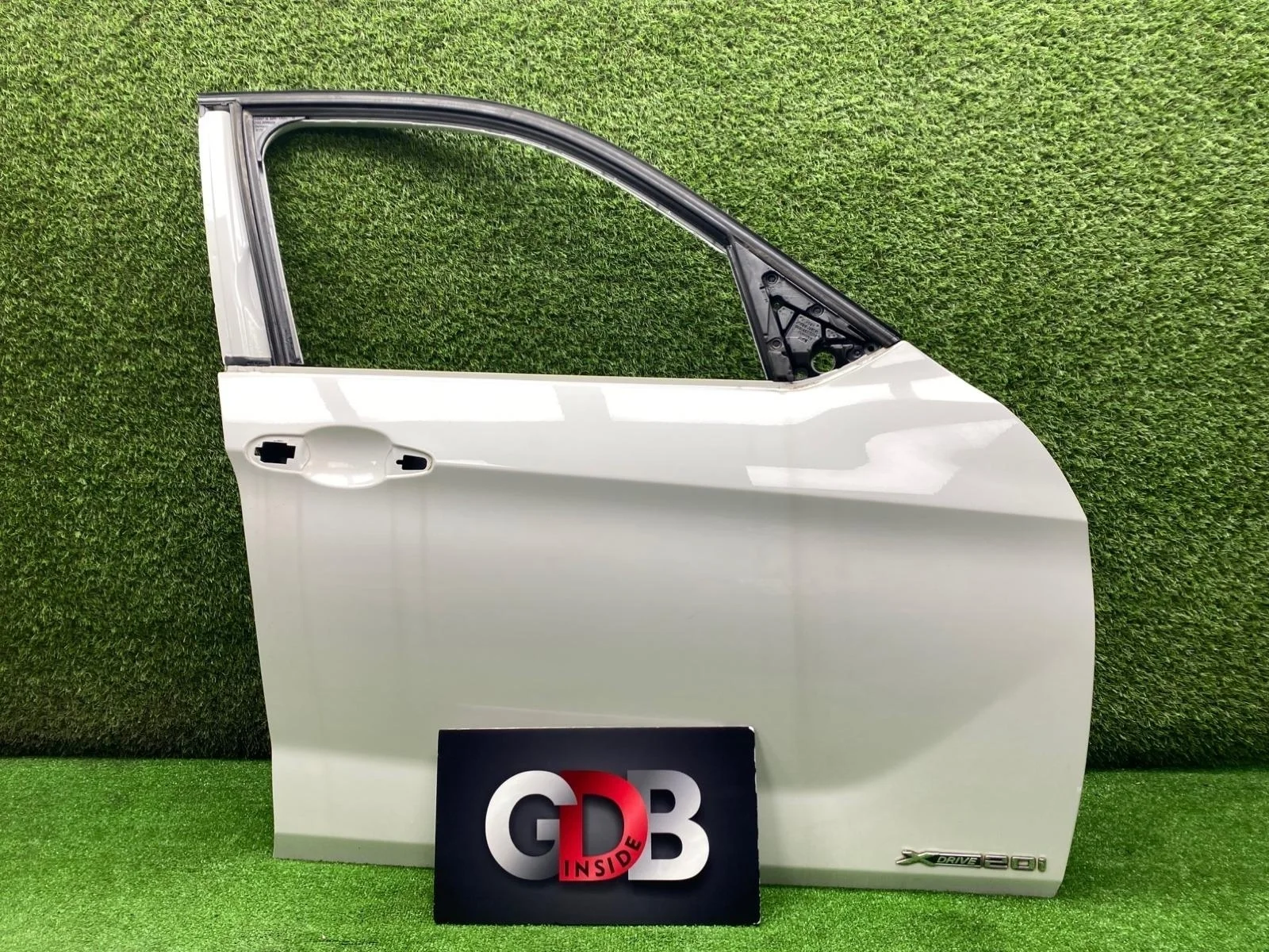 Дверь BMW X1 23.09.2011 41517339358 E84 N20B20A, передняя правая