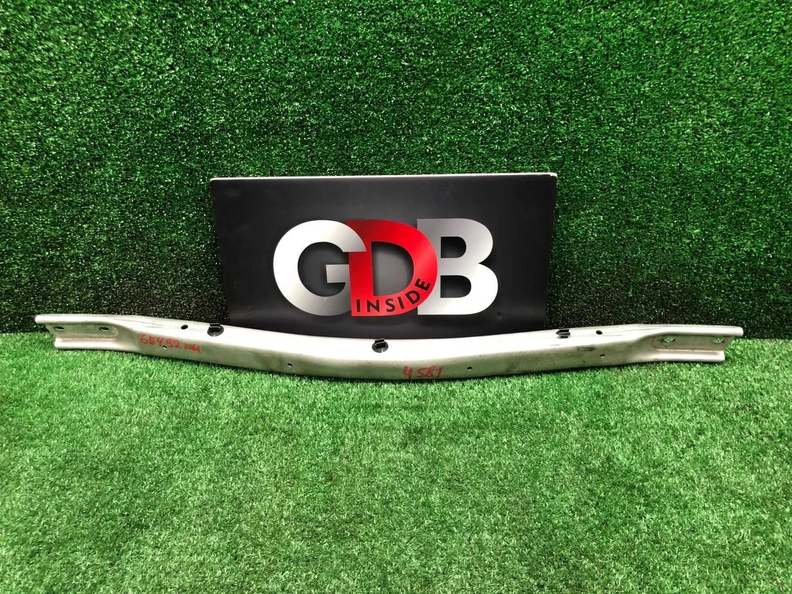 Распорка BMW X5 19.01.2012 51717228081 E70 N57D30A, передняя