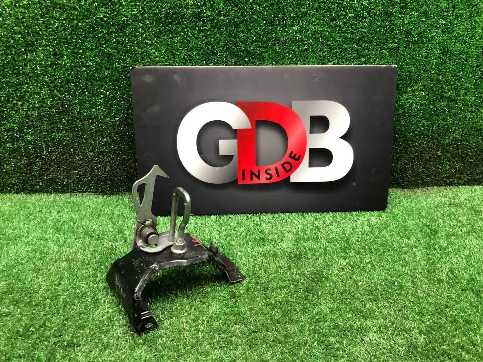 Скоба замка капота BMW X5 19.01.2012 51237164801 E70 N57D30A, левая