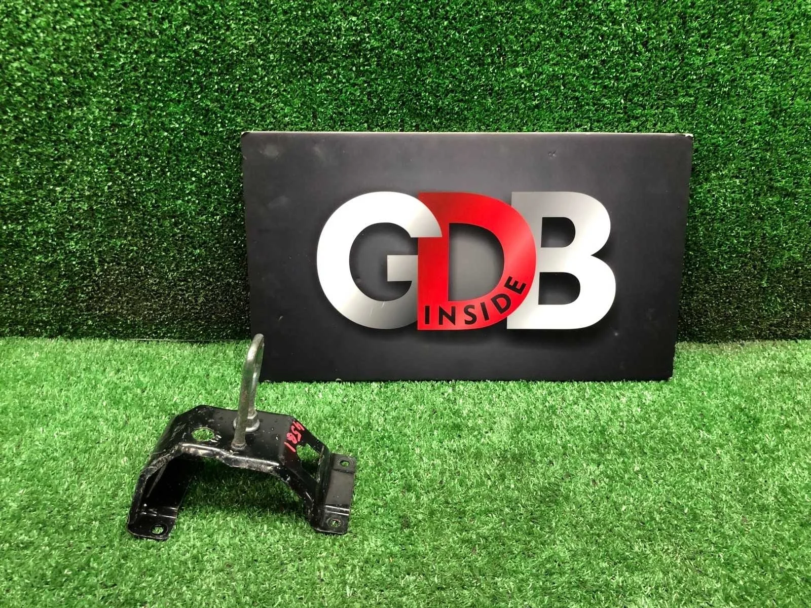 Скоба замка капота BMW X5 19.01.2012 51237164802 E70 N57D30A, правая