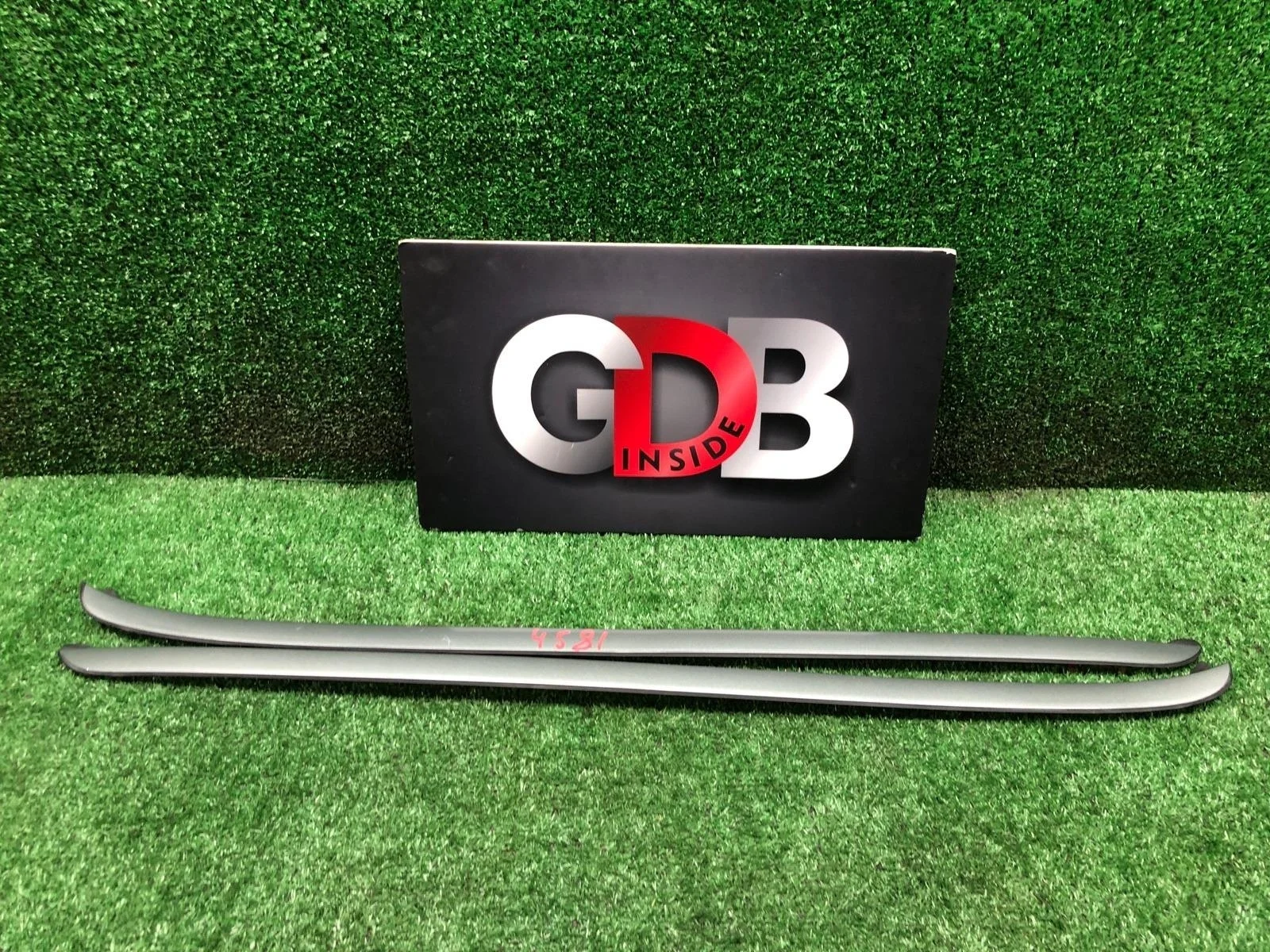 Молдинг лобового стекла BMW X5 19.01.2012 51317250395 E70 N57D30A