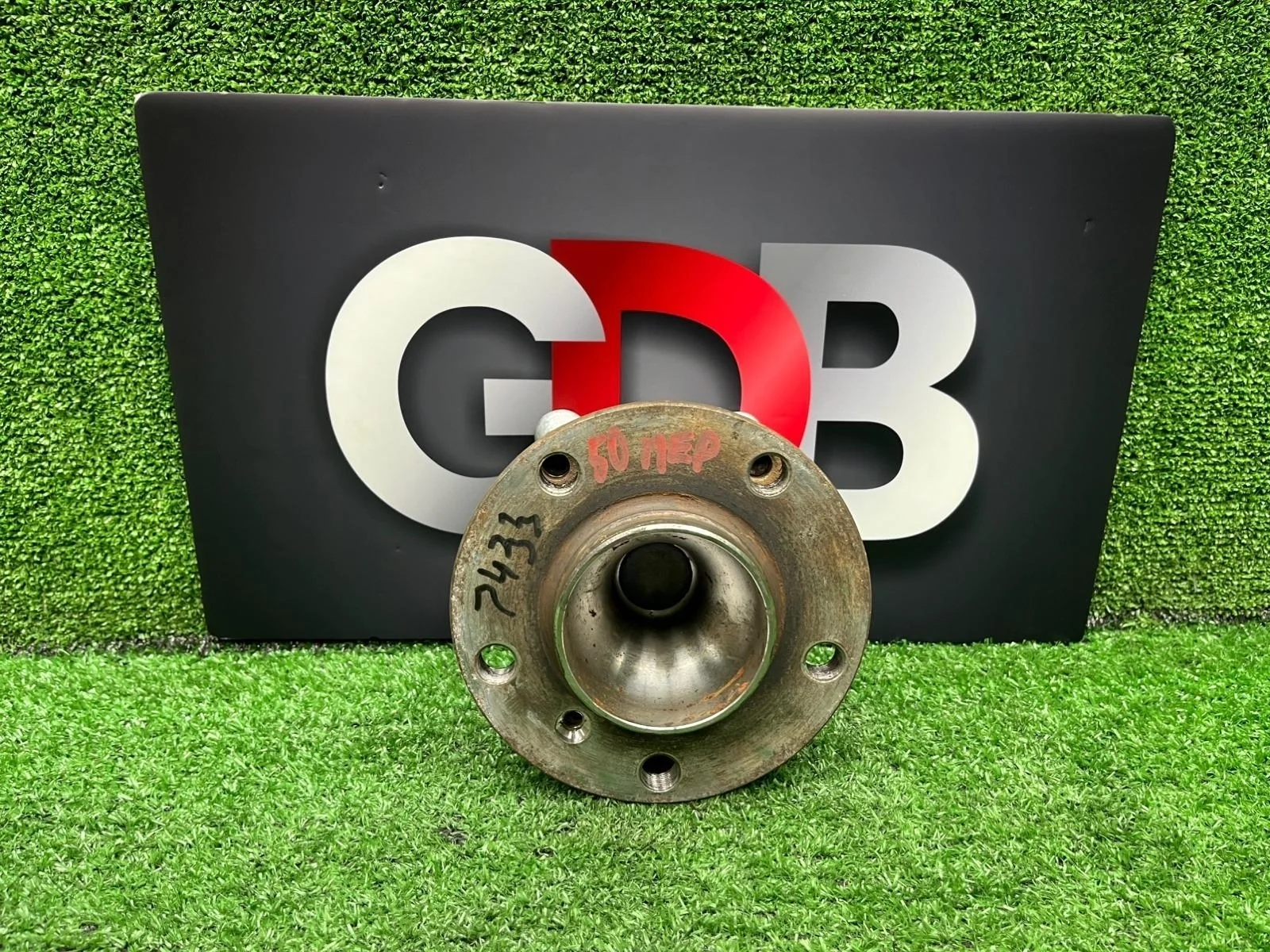 Ступица Bmw 5 Series 08.07.2014 31206872888 F10 N55B30A, передняя