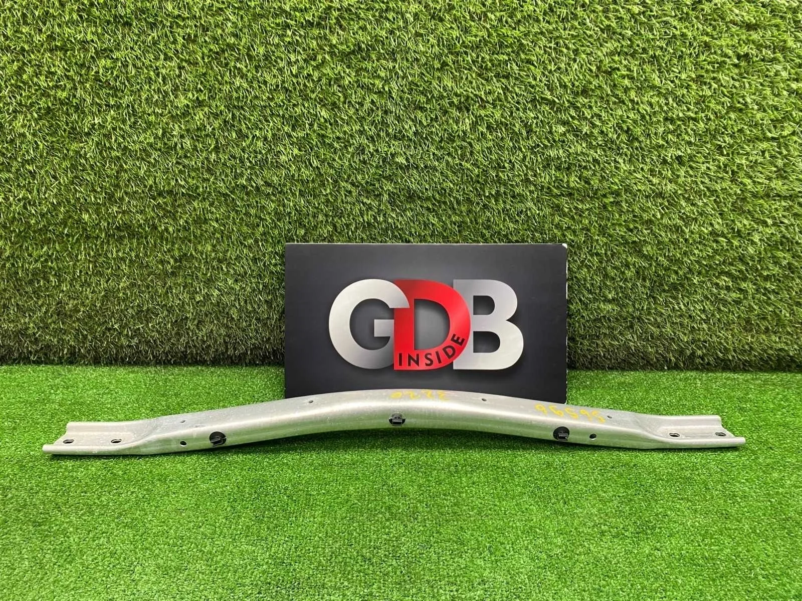 Распорка BMW X5 07.11.2011 51717228081 E70 N57D30A, передняя