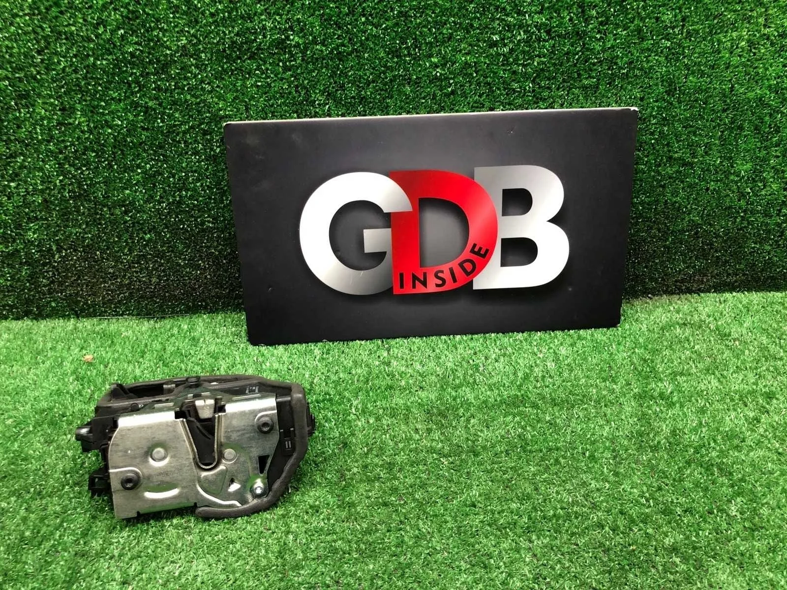 Замок двери BMW X1 2012 51227229460 E84 N20B20A, задний правый