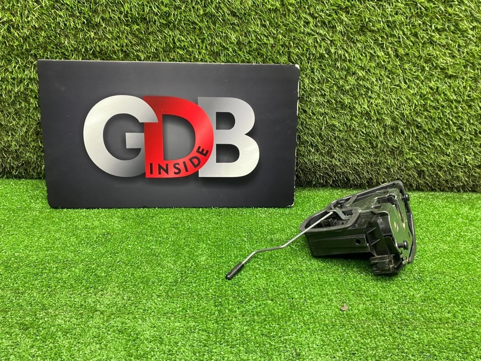 Замок двери BMW X3 2011 51217202144 F25 N55B30A, передний правый