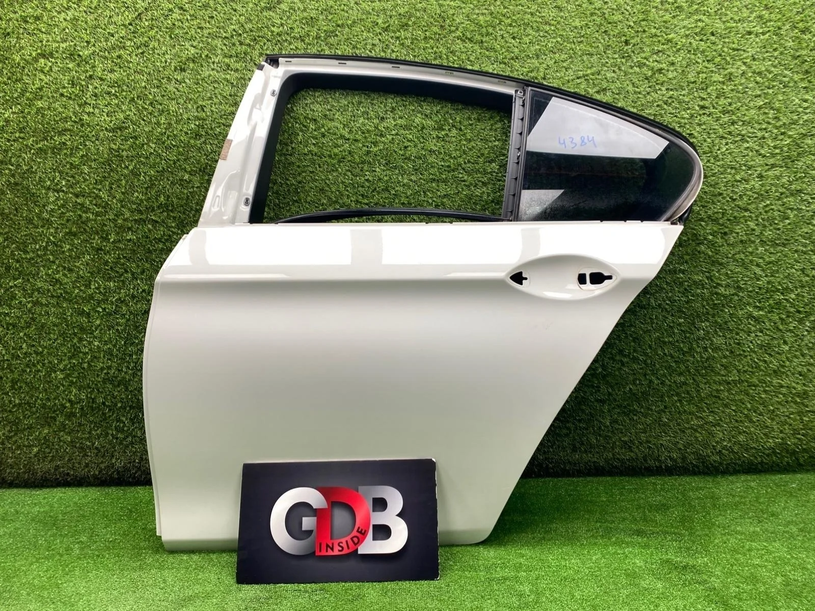 Дверь BMW 5 series 2011 41007206113 F10 N20B20B, задняя левая