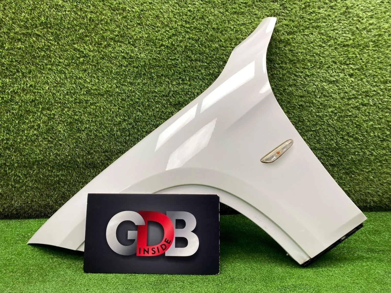 Крыло BMW X1 23.09.2011 41002993155 E84 N20B20A, переднее левое